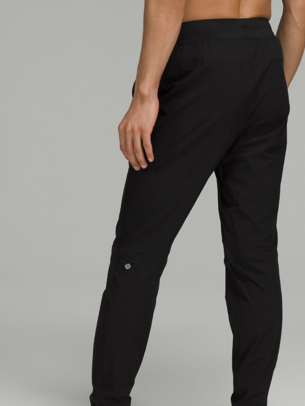 lululemon In Mind  Men's Black Jogger Pants